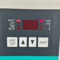 New Brunswick Innova 2100 Platform Shaker image 2